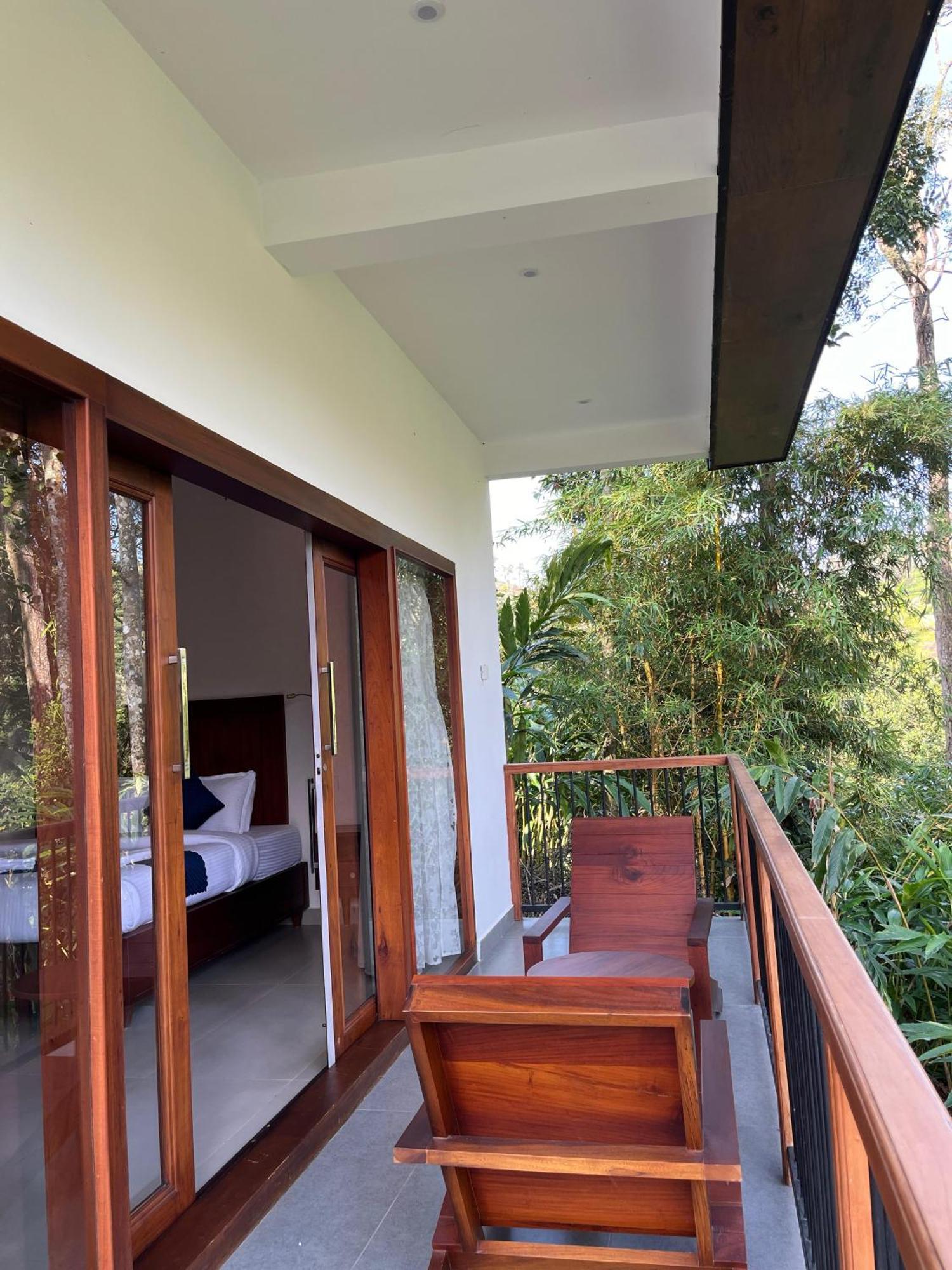 Lush Acres Villa Thekkady Exterior photo